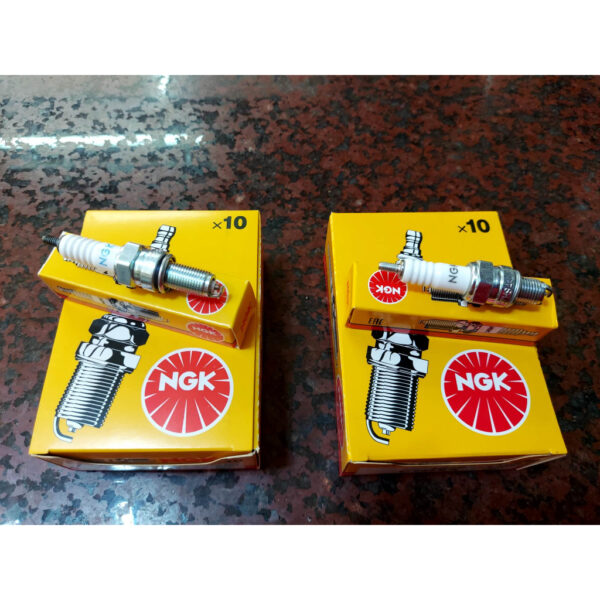 หัวเทียน NGK เกรดแท้ ยกกล่อง 10 หัว 260 บาท พร้อมส่ง